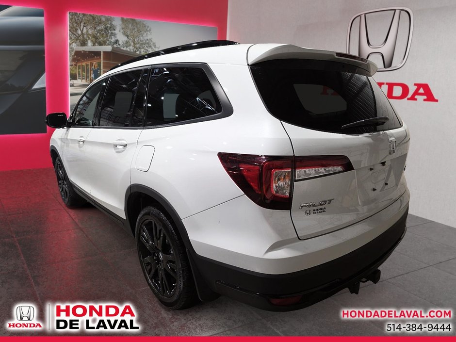 2022 Honda Pilot Black Edition-3