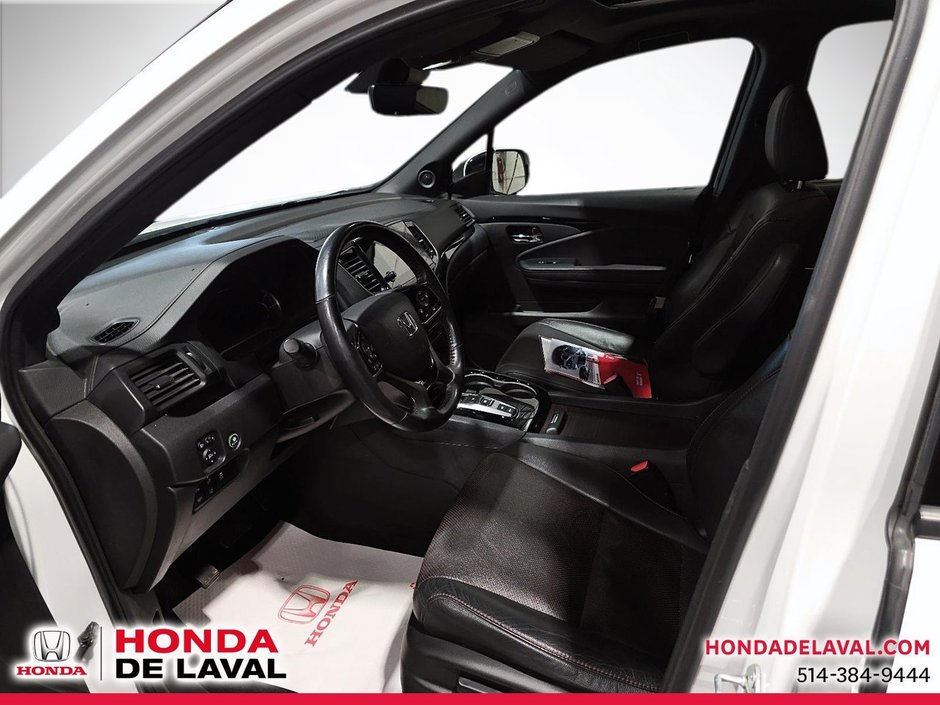 2022 Honda Pilot Black Edition-8