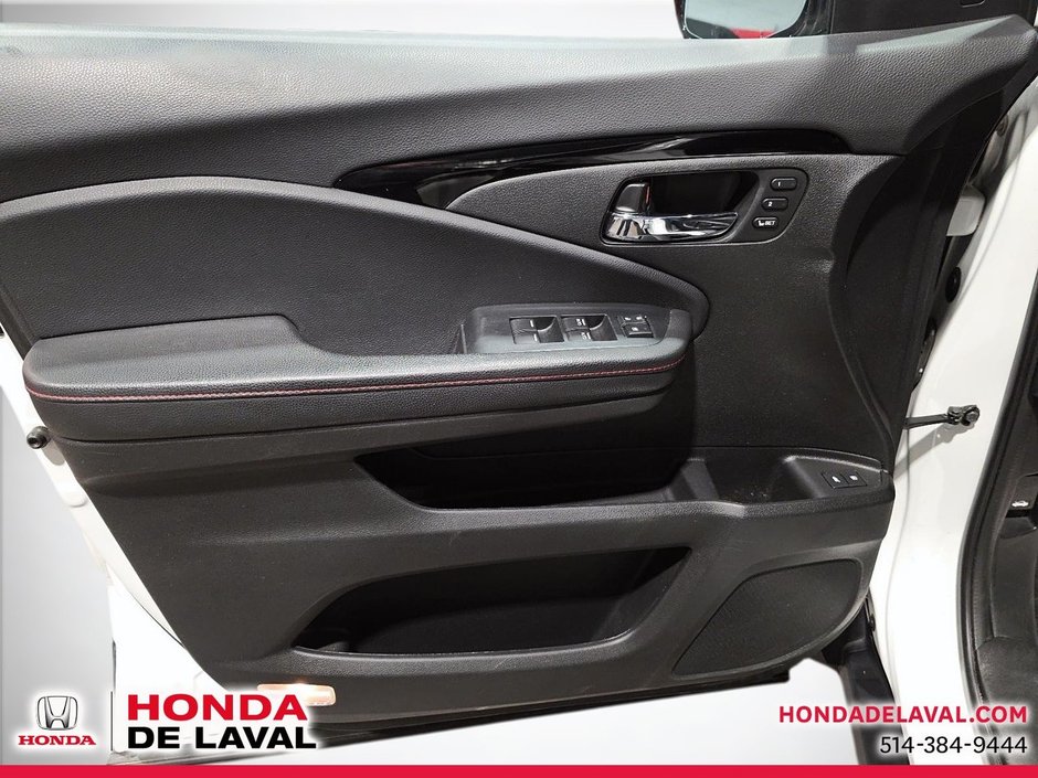 2022 Honda Pilot Black Edition-10