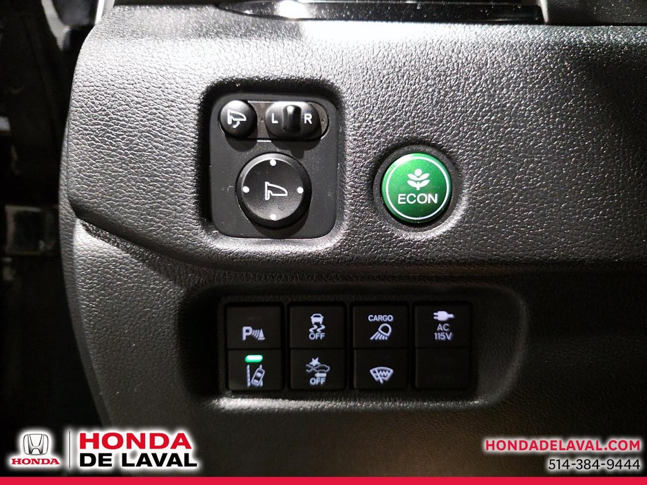 2021 Honda Ridgeline Black Edition-12