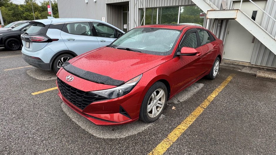 2022 Hyundai Elantra Preferred-0