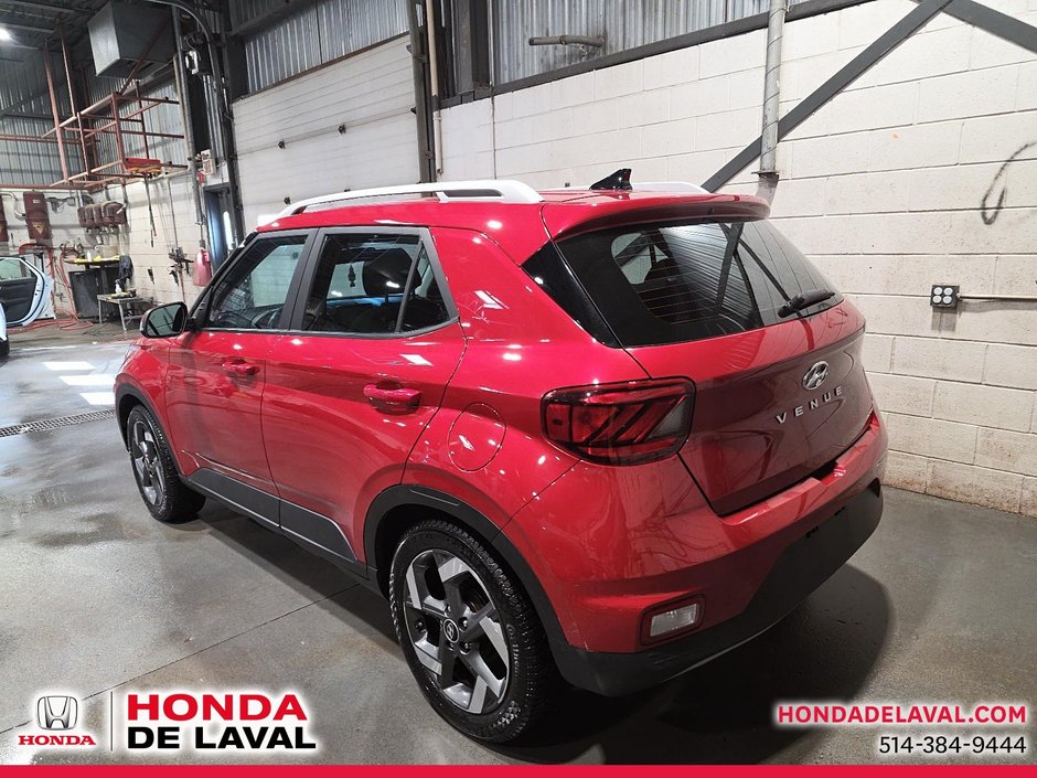 2022 Hyundai Venue Trend-3