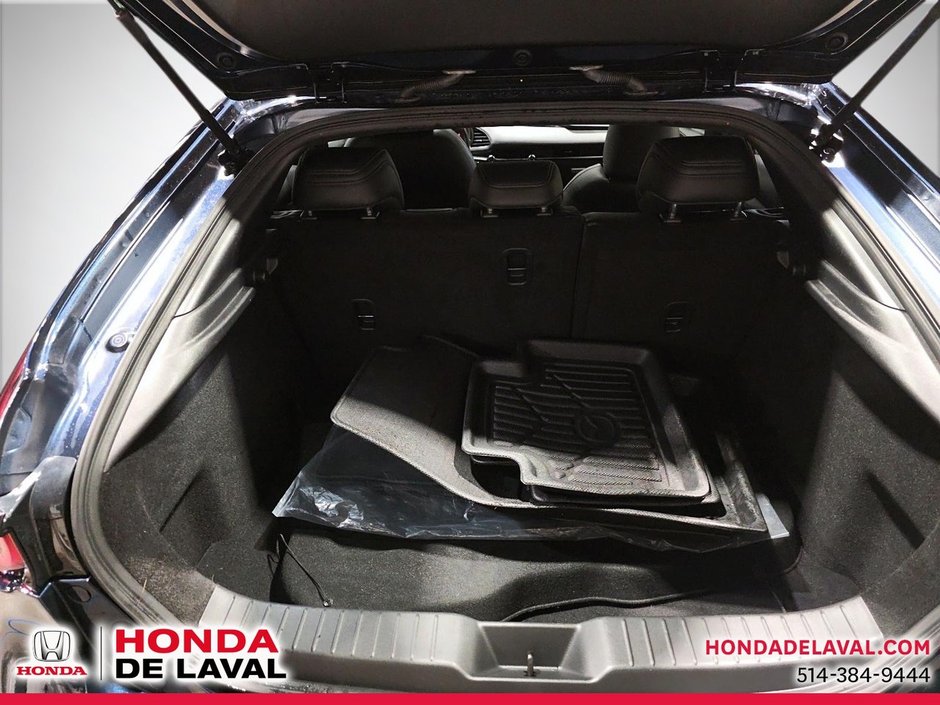 Mazda 3 Sport GT 2025-6