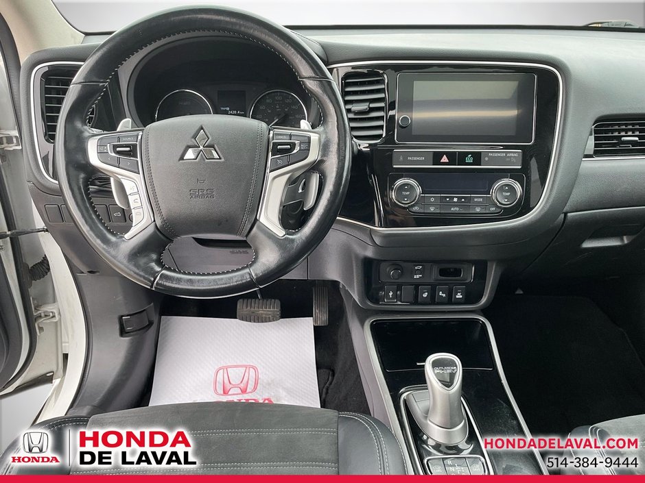2019 Mitsubishi OUTLANDER PHEV SE AWC-12