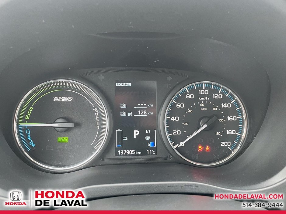 2019 Mitsubishi OUTLANDER PHEV SE AWC-19