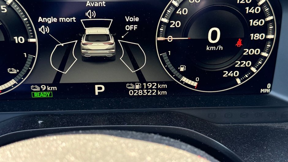 Mitsubishi Outlander PHEV GT 2023-6