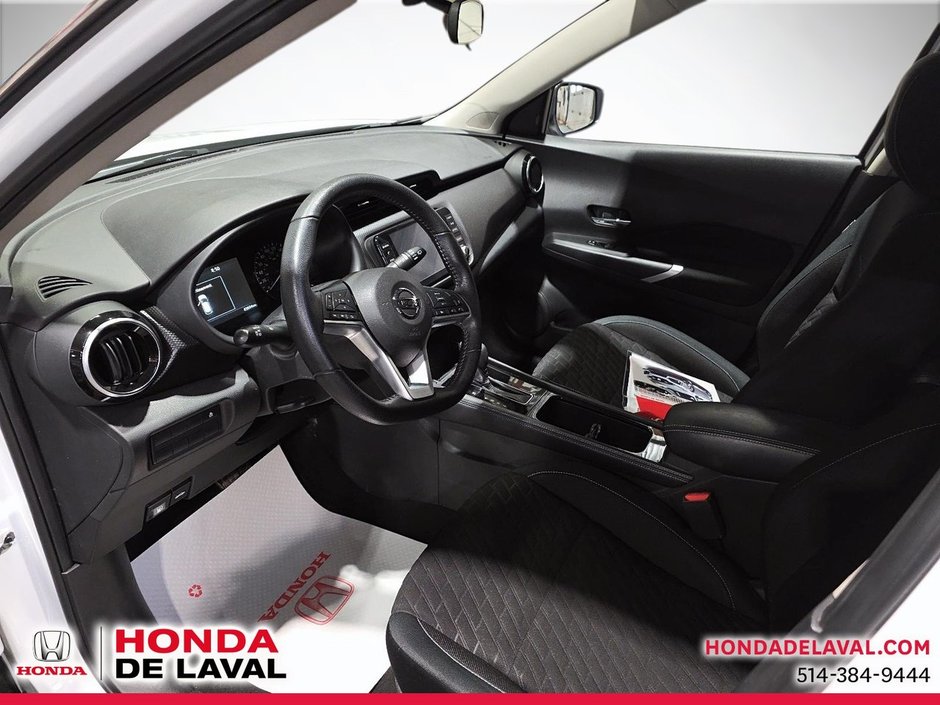 Nissan Kicks SV 2021-8