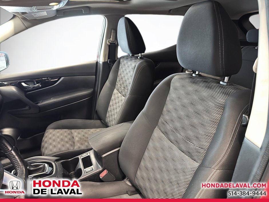 2018 Nissan Qashqai SV AWD-7