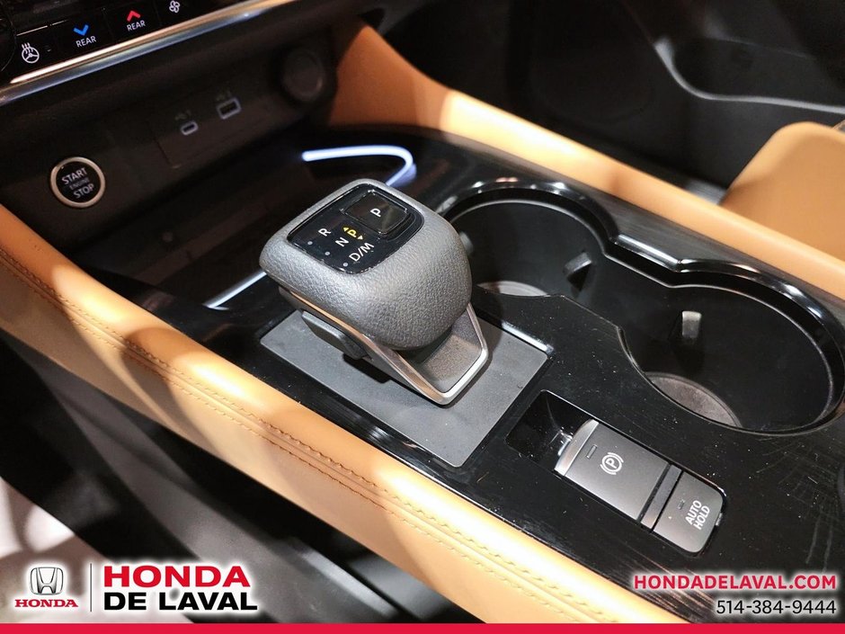 Nissan Rogue Platinum 2023-13