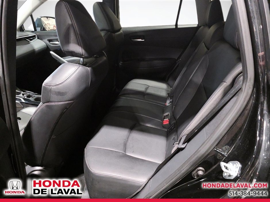 2024 Toyota Corolla Cross XLE-12