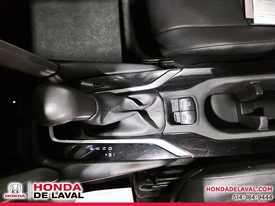 2024 Toyota Corolla Cross XLE-14