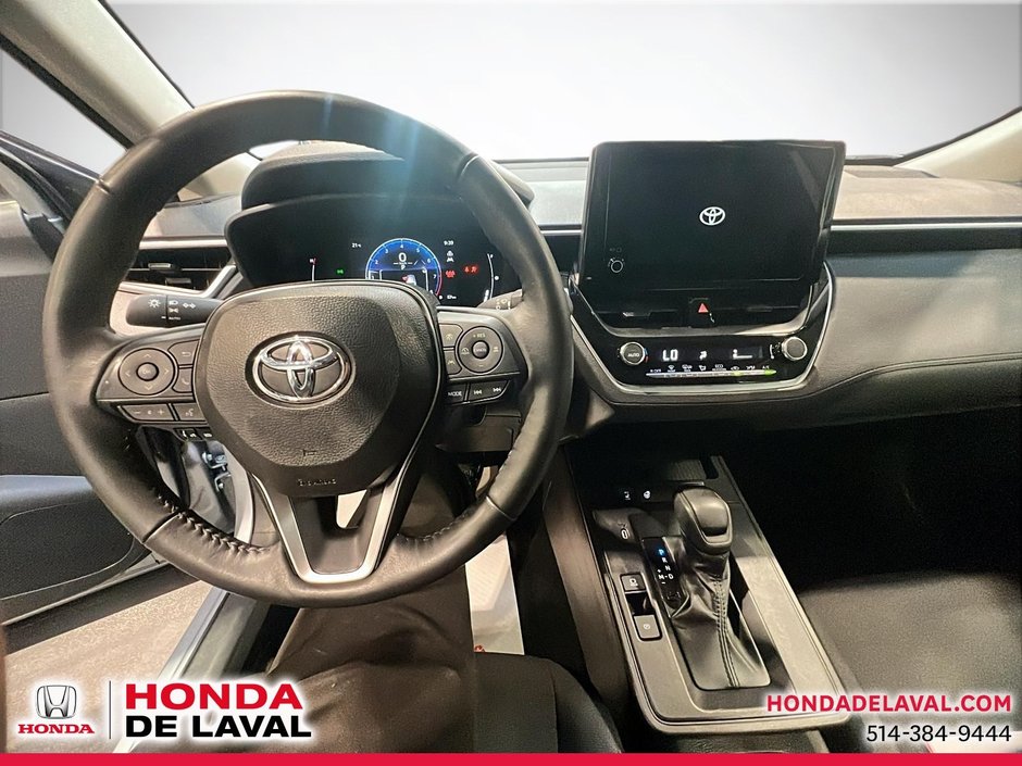 Toyota Corolla Cross LE 2026-8