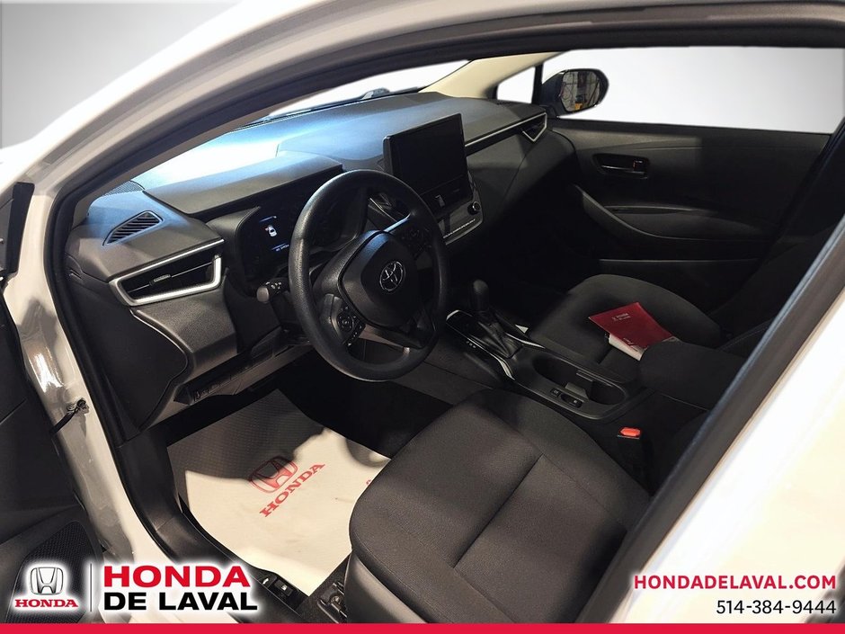 Toyota Corolla  2023-8