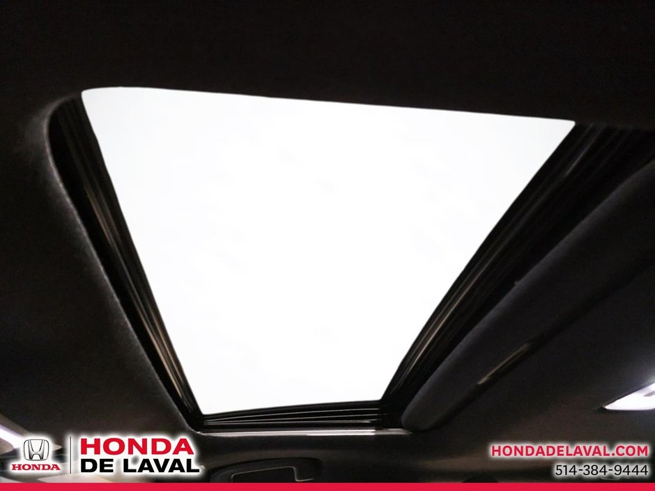 2024 Toyota Corolla-16