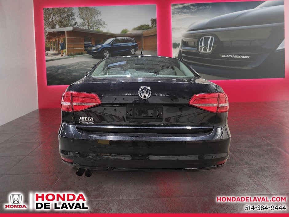 Volkswagen Jetta Sedan  2015-2