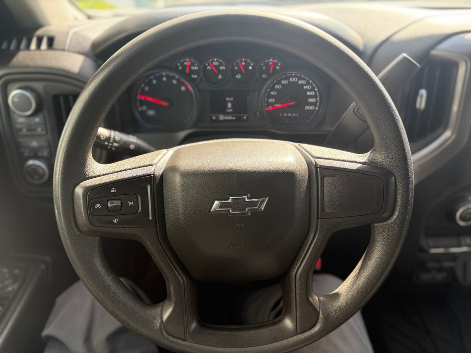 2021 Chevrolet SILVERADO 1500 CUSTOM TRAIL BOSS 5.3L V8!
