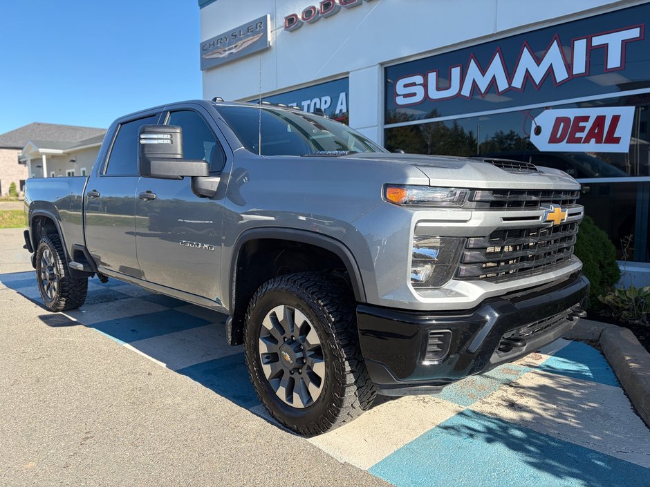 2024 Chevrolet SILVERADO 2500HD CUSTOM DURAMAX!