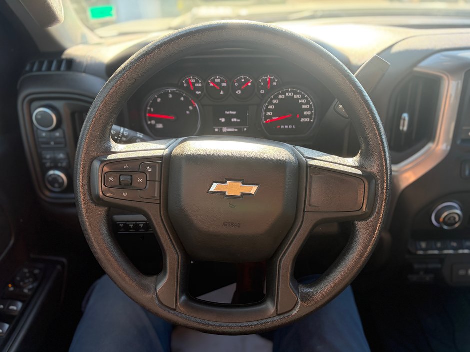 2024 Chevrolet SILVERADO 2500HD CUSTOM DURAMAX!