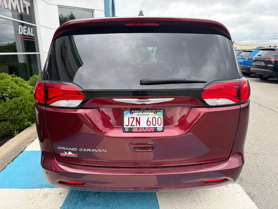 2022 Chrysler GRAND CARAVAN SXT
