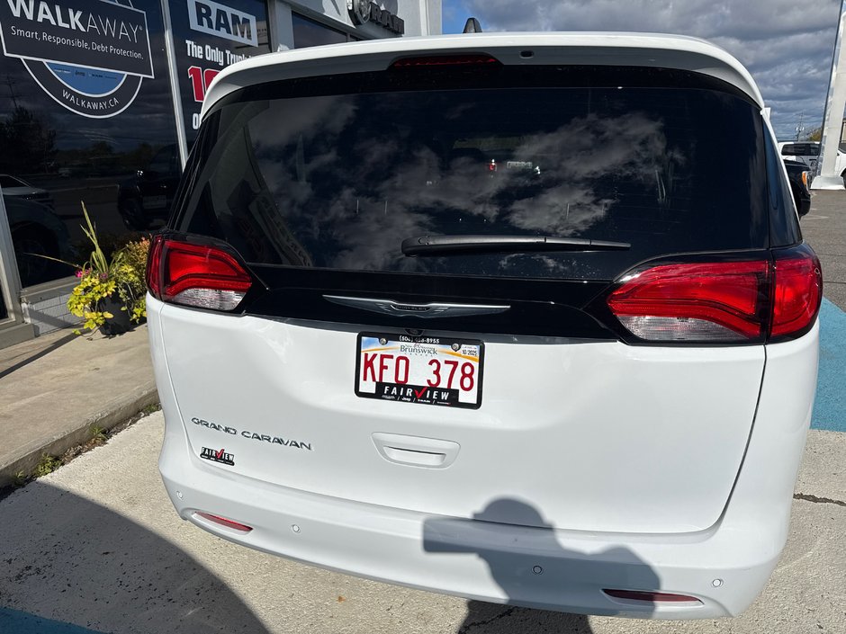 2024 Chrysler Grand Caravan SXT Fairview shuttle vehicle