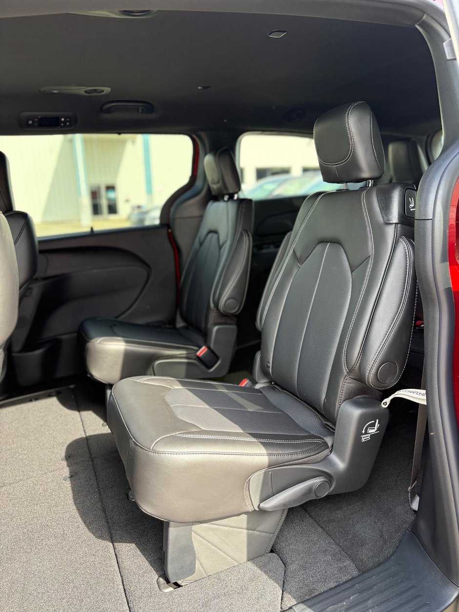 2026 Chrysler Grand Caravan SXT