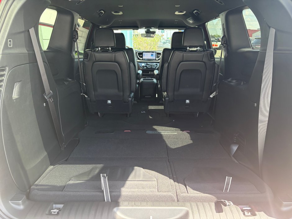 2026 Chrysler Grand Caravan SXT