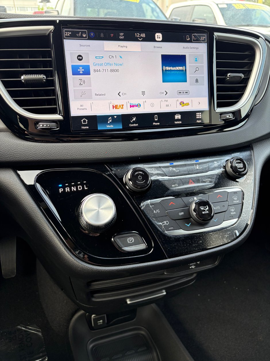 2026 Chrysler Grand Caravan SXT
