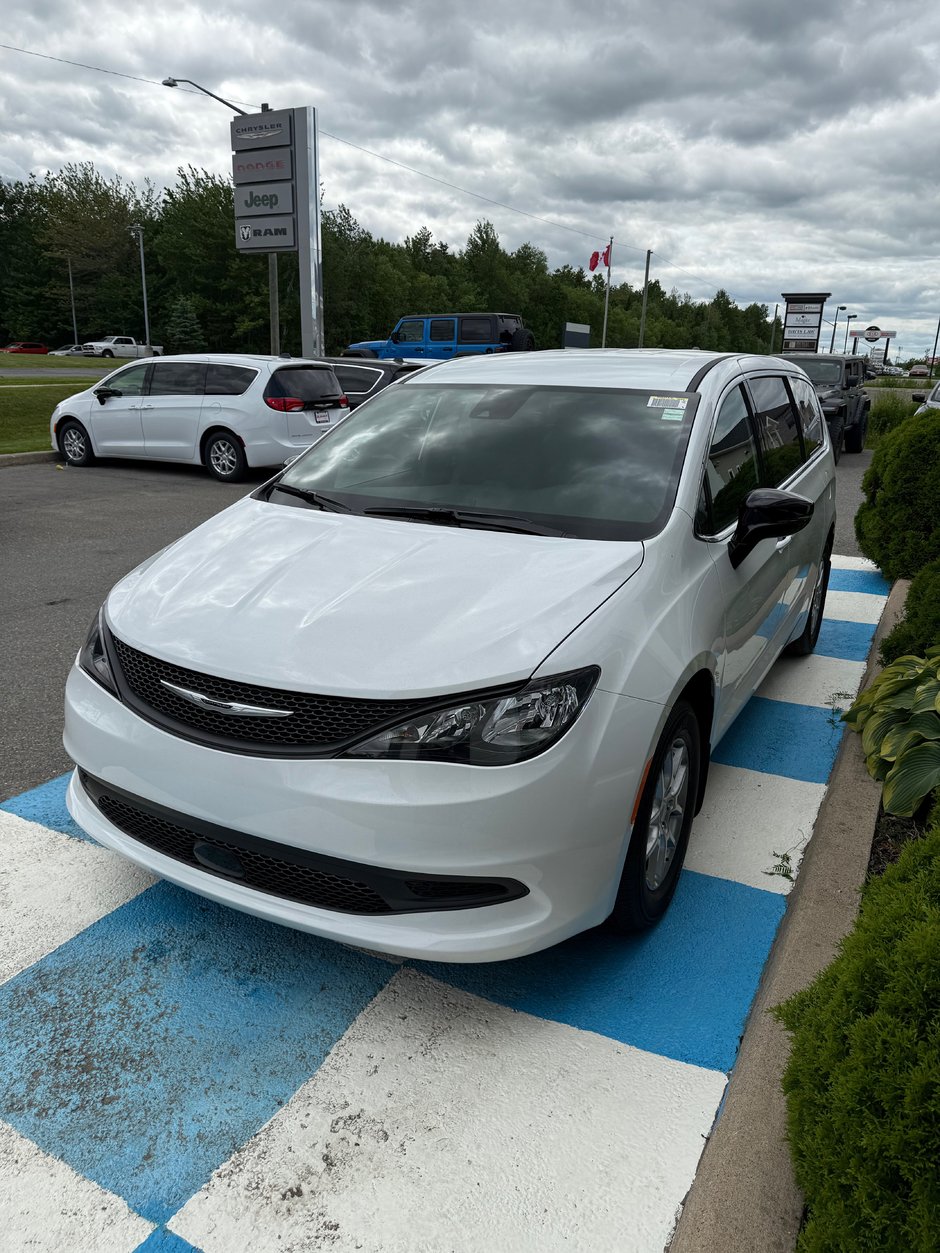 2026 Chrysler Grand Caravan SXT