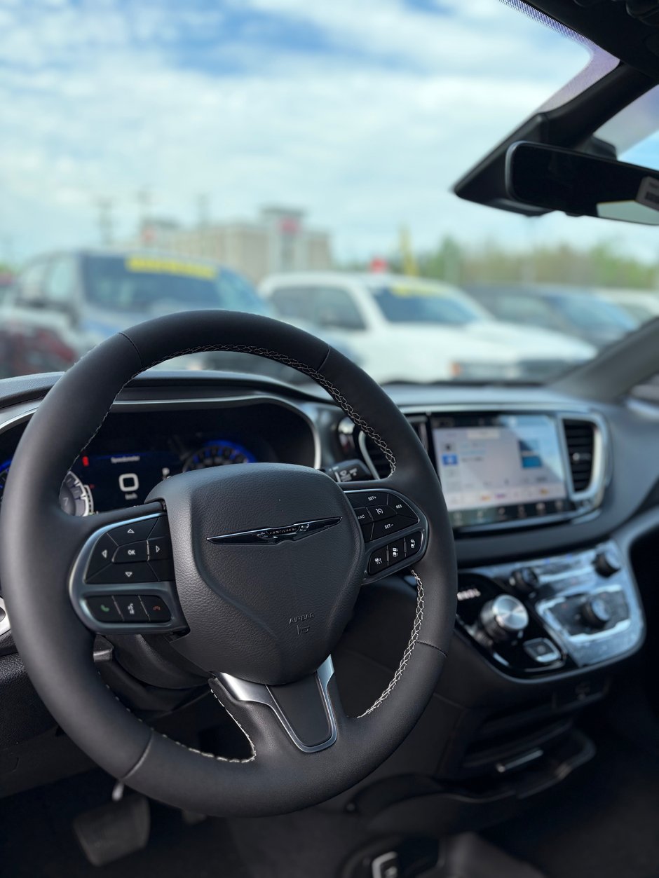 2026 Chrysler Grand Caravan SXT