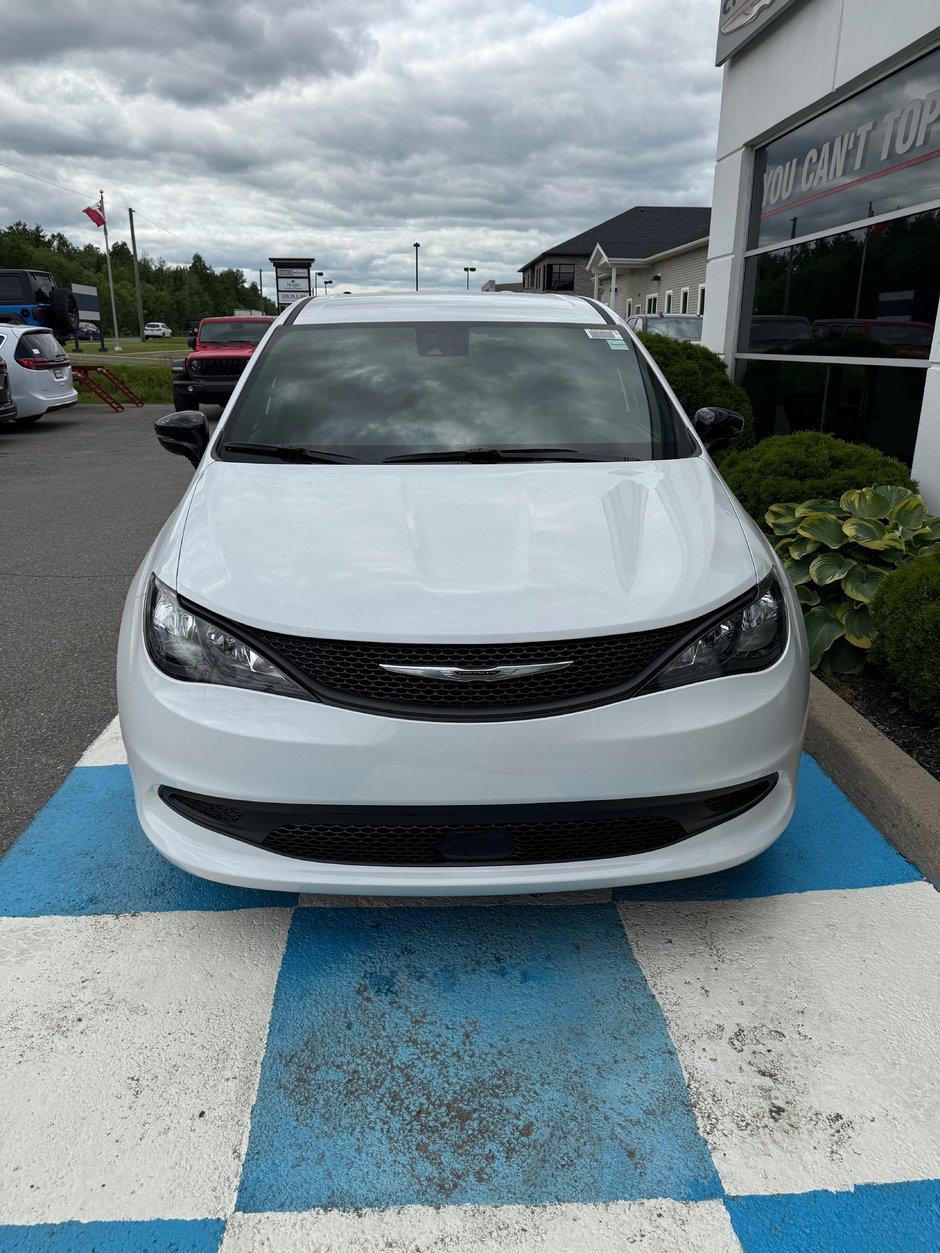2026 Chrysler Grand Caravan SXT