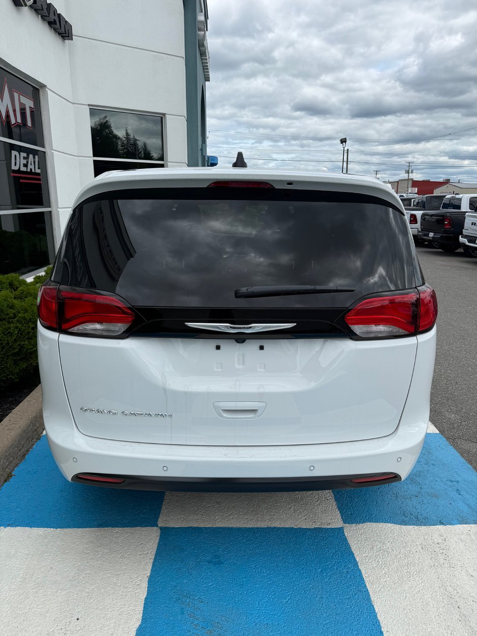 2026 Chrysler Grand Caravan SXT