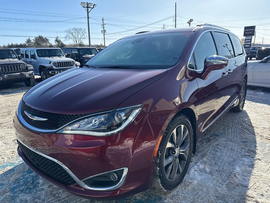 2017 Chrysler Pacifica Limited Entertainment group advance, safety, sunroof