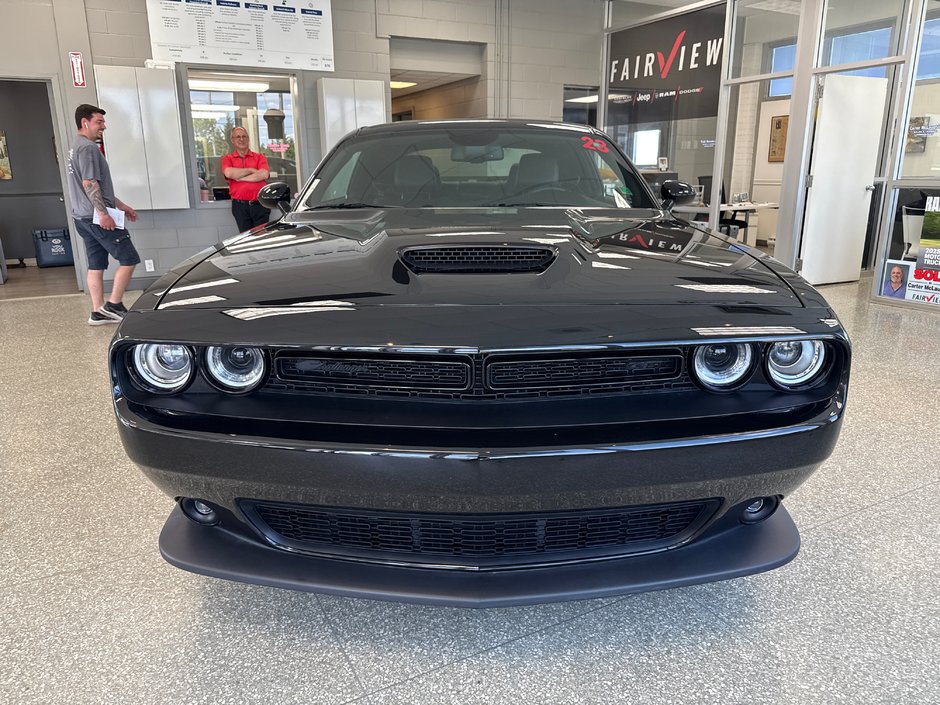 Dodge Challenger GT AWD 2023
