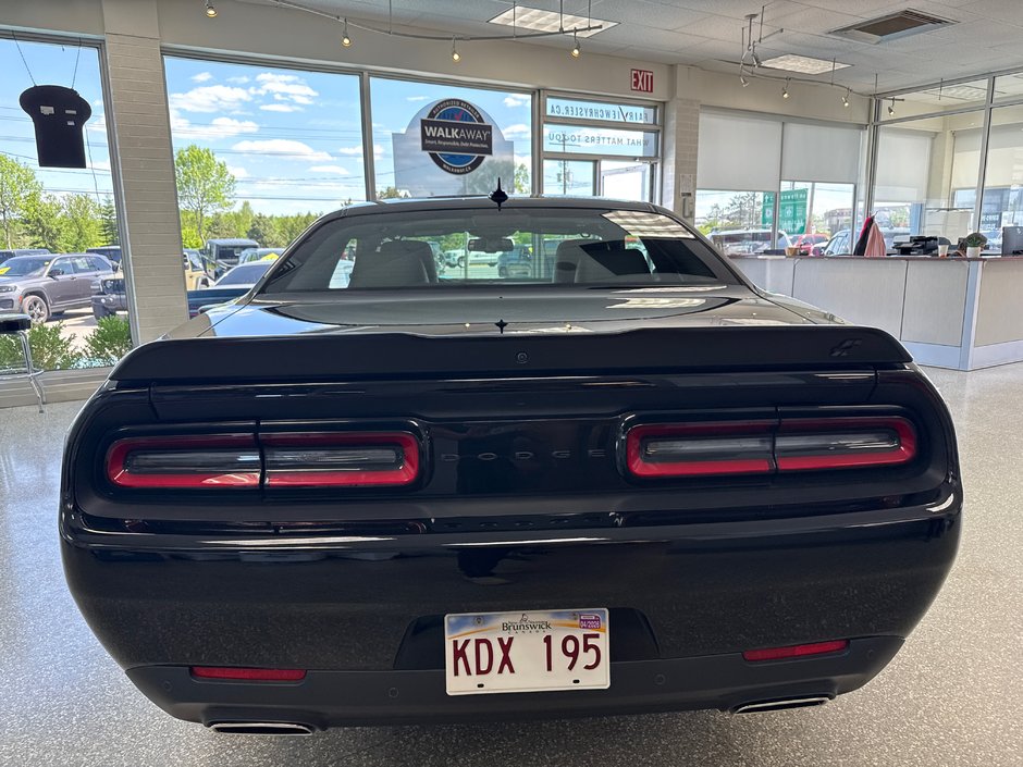 Dodge Challenger GT AWD 2023