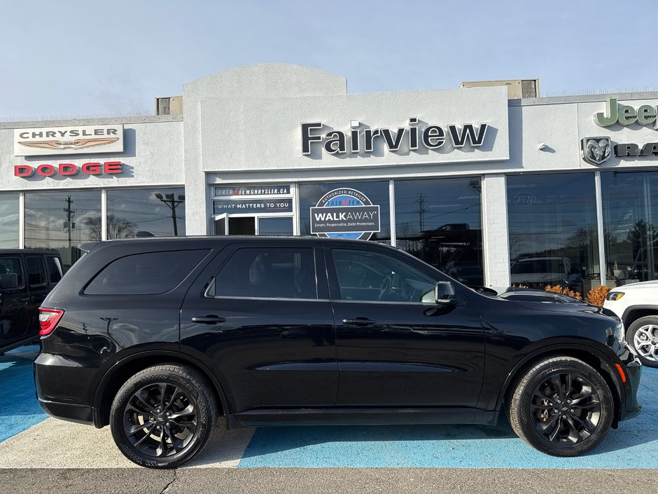 2021 Dodge Durango R/T with 5.7 hemi 400 HP Fully loaded limited package with red interior NAV, heated cooled seats, wireless charger station