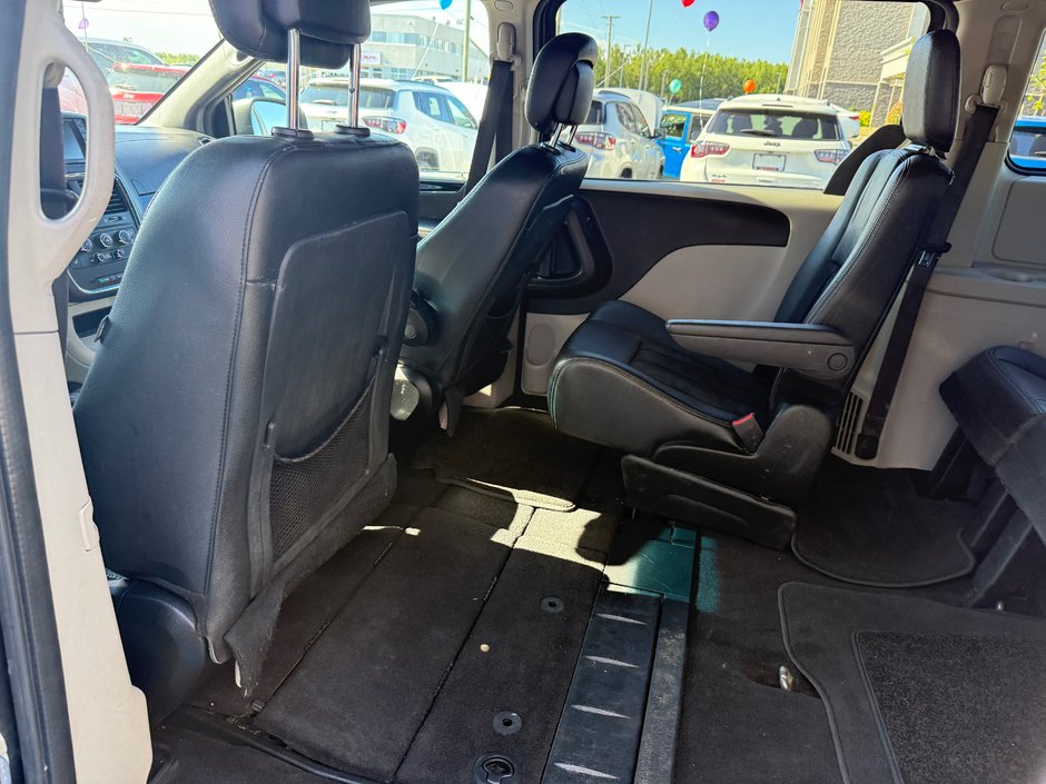 2017 Dodge Grand Caravan SXT PREMIUM PLUS AS TRADED