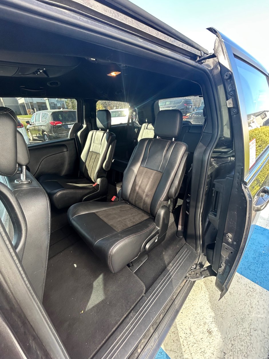 2019 Dodge Grand Caravan 35TH ANNIVERSARY