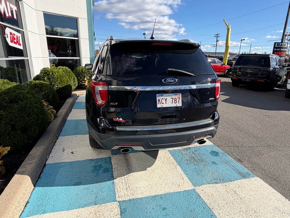 2018 Ford EXPLORER XLT AS TRADED
