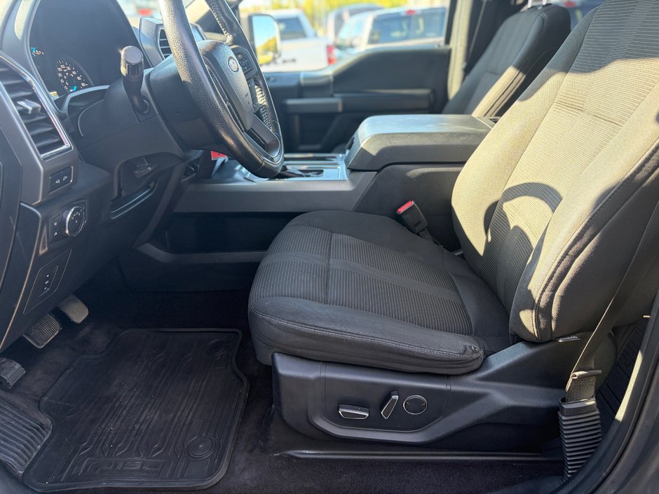 2015 Ford F-150 XLT AS TRADED. 3.5L WITH LIKE NEW TIRES