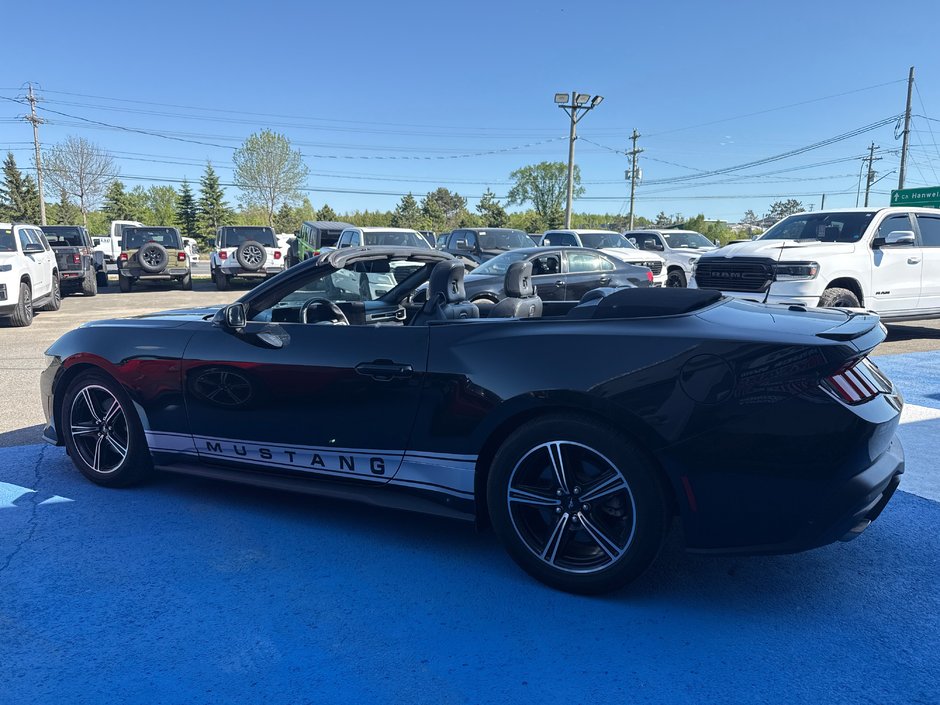 2025 Ford Mustang Eco-boost premium edition