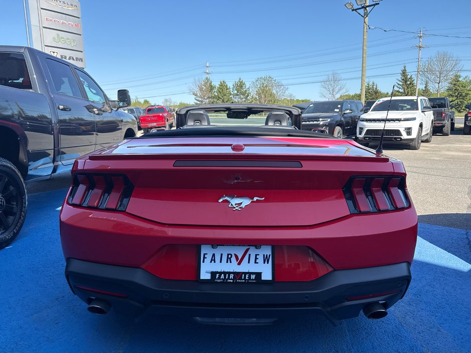 2025 Ford Mustang Eco sport  premium