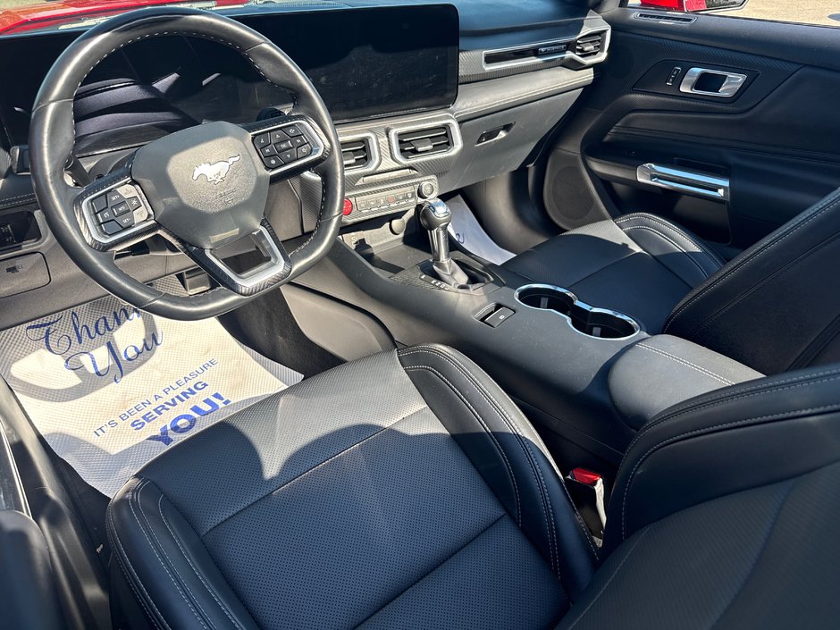2025 Ford Mustang Eco sport  premium