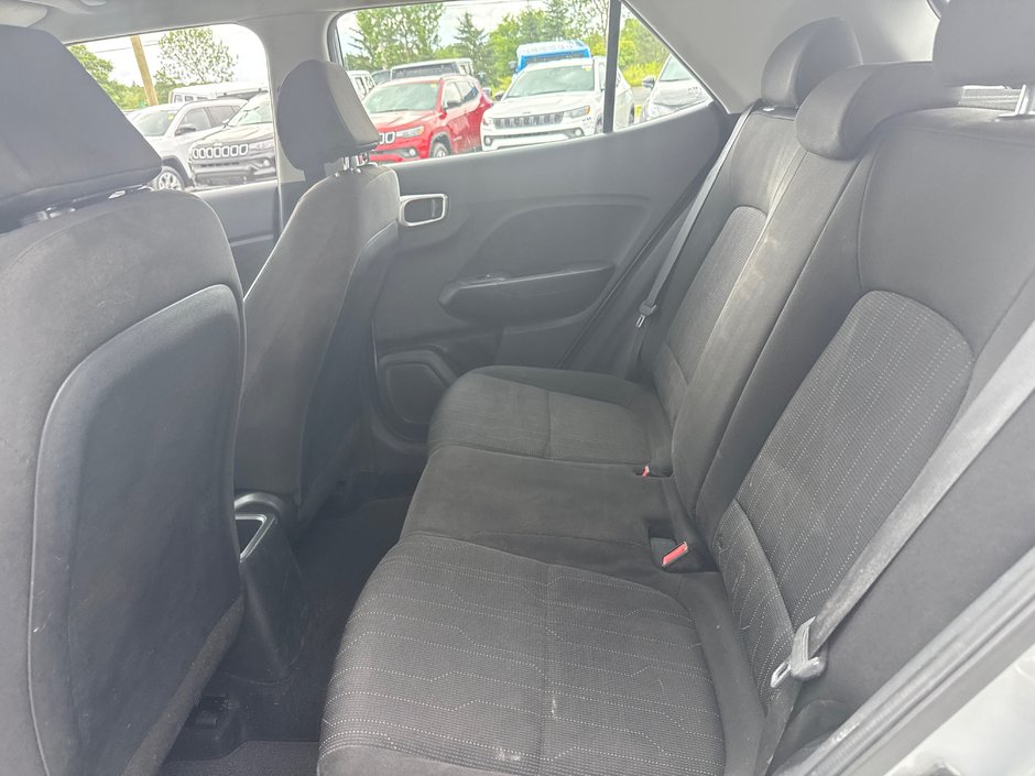 2020 Hyundai Venue Essential Standard transmission