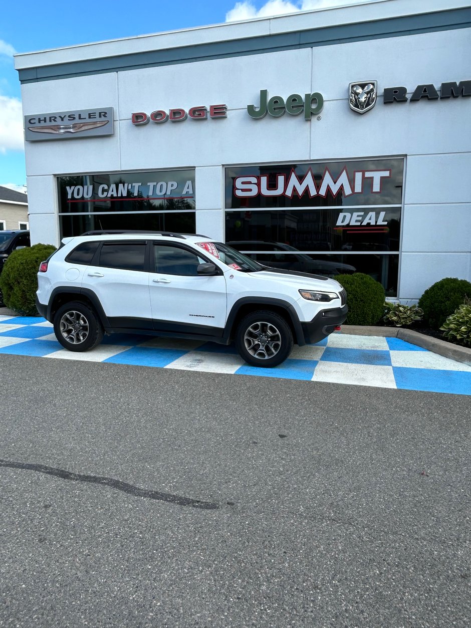 2021 Jeep Cherokee TRAILHAWK