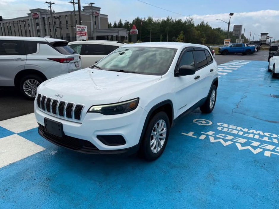 2021 Jeep Cherokee SPORT
