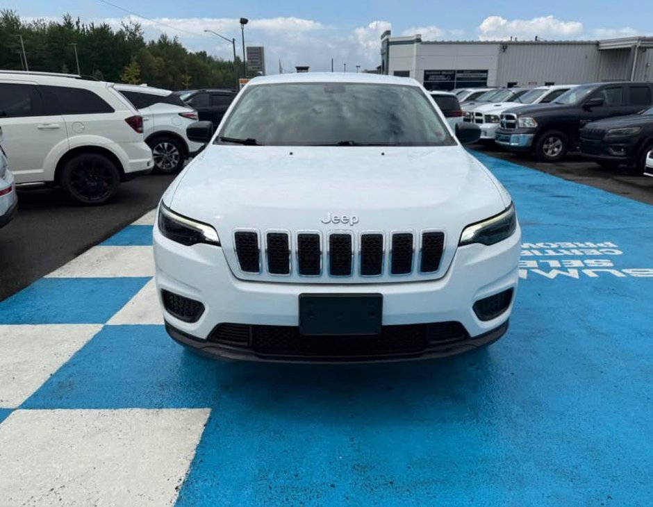 2021 Jeep Cherokee SPORT