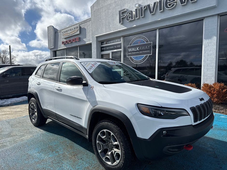 2022 Jeep Cherokee Trailhawk