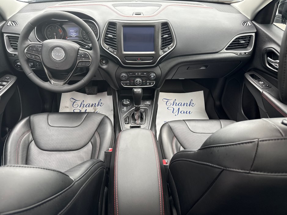 2022 Jeep Cherokee Trailhawk Elite Advanced safety, NAV, panoramic roof, leather, heated, and cooled seats