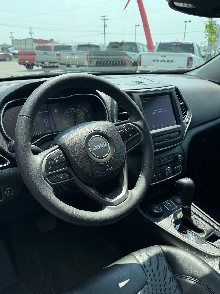 2022 Jeep Cherokee ALTITUDE