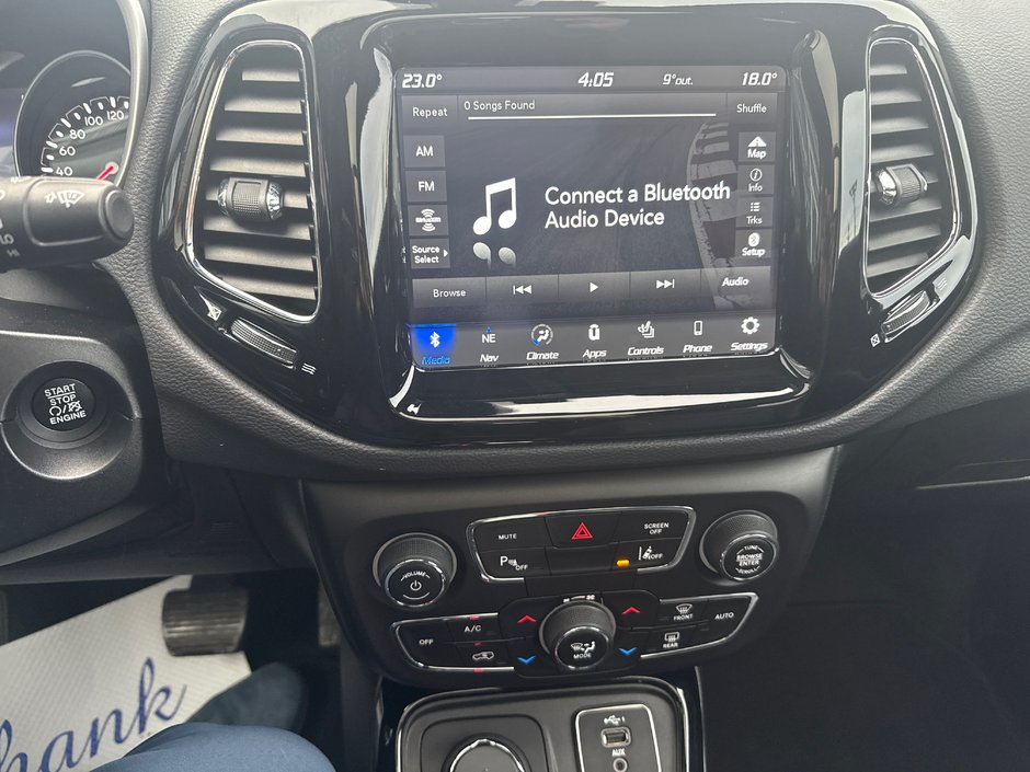 2021 Jeep Compass Altitude Leather sunroof, advanced safety group